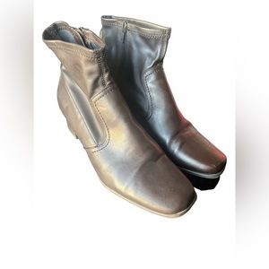 George Boots Frances Women's Light Brown \Ankle Boots Size 9